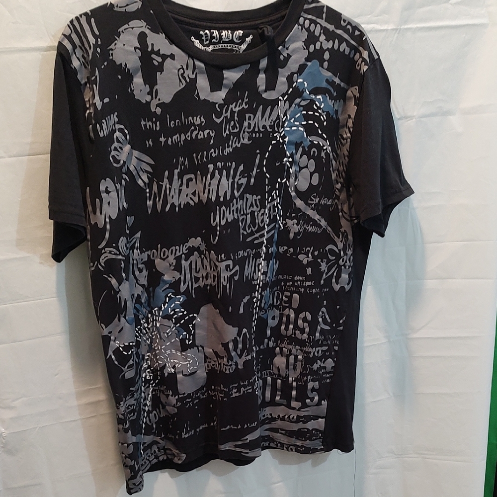 DJBC Black and White Graphic Tee SIZE L